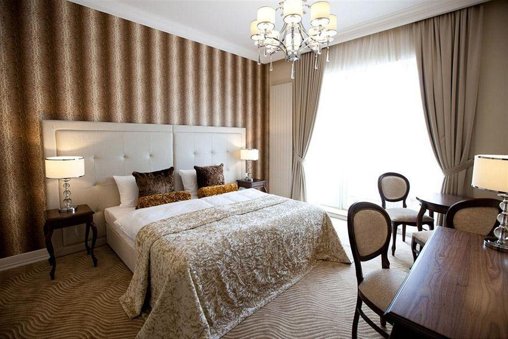 Rezydencja Luxury Hotel Bytom Piekary Śląskie Dış mekan fotoğraf