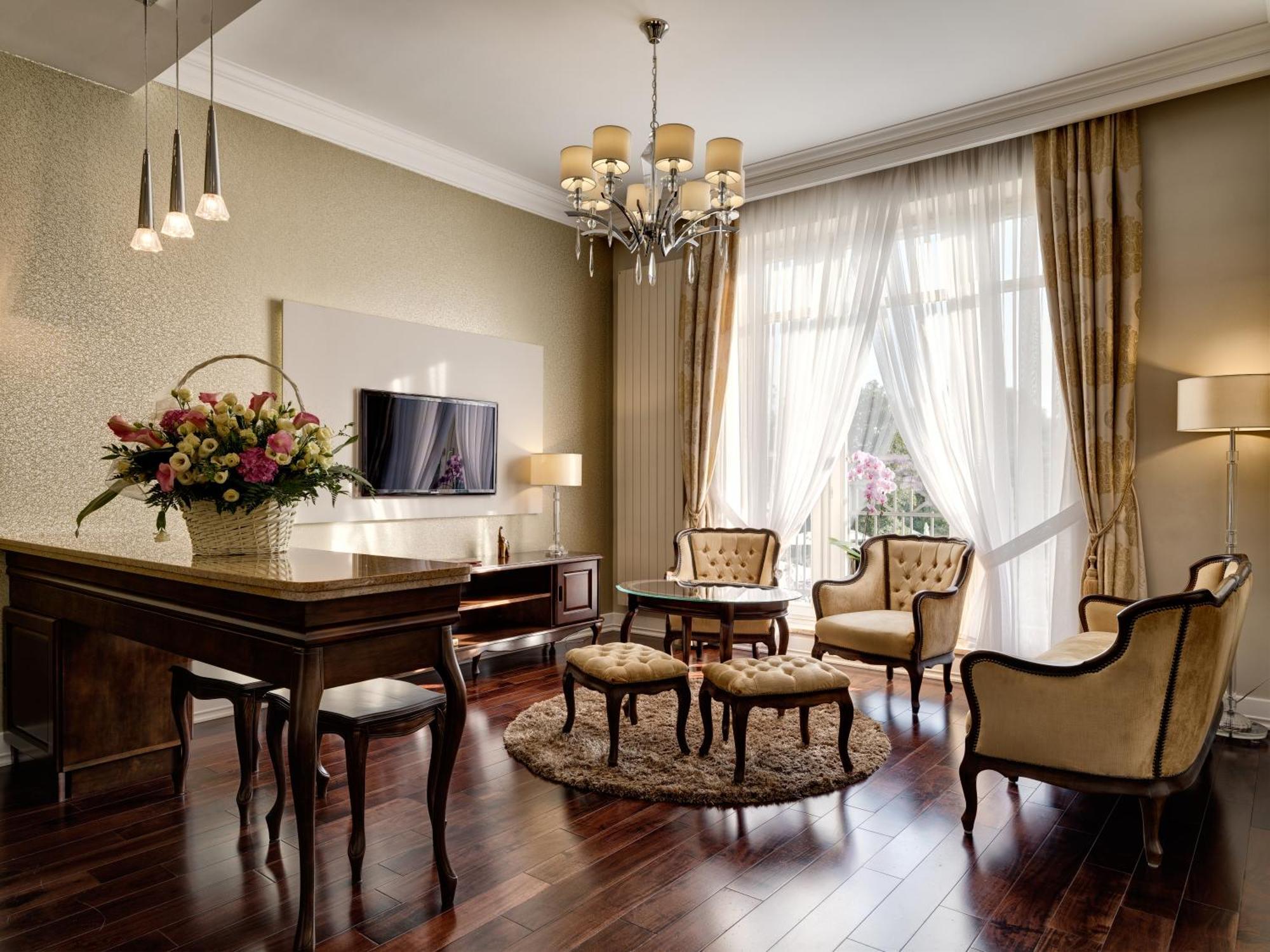 Rezydencja Luxury Hotel Bytom Piekary Śląskie Dış mekan fotoğraf